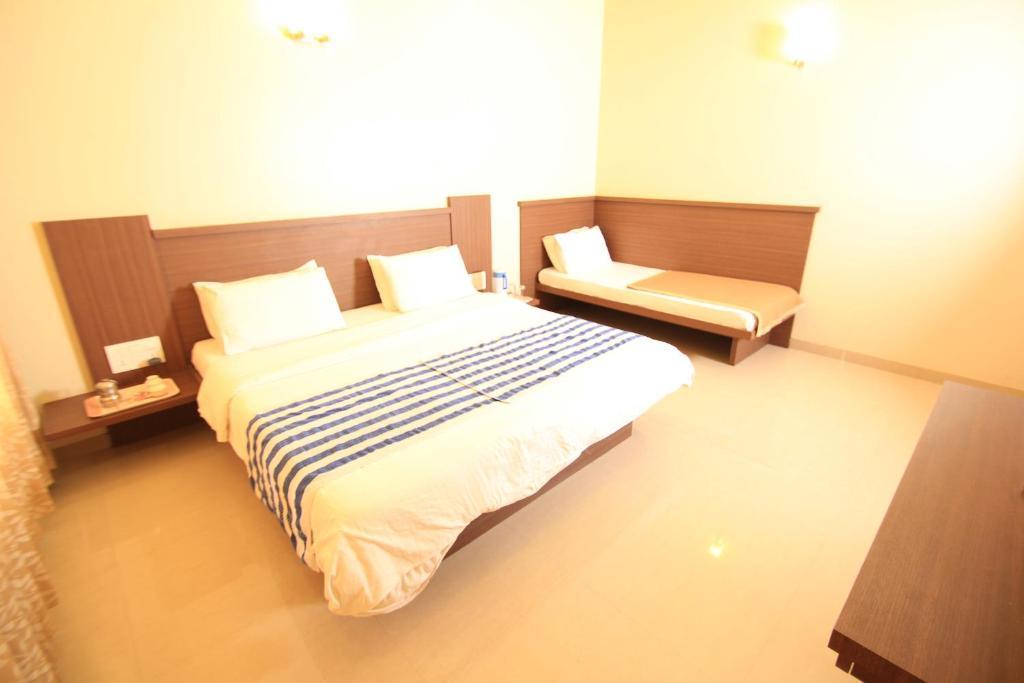 Hotel Sai Smaran Shirdi Zimmer foto