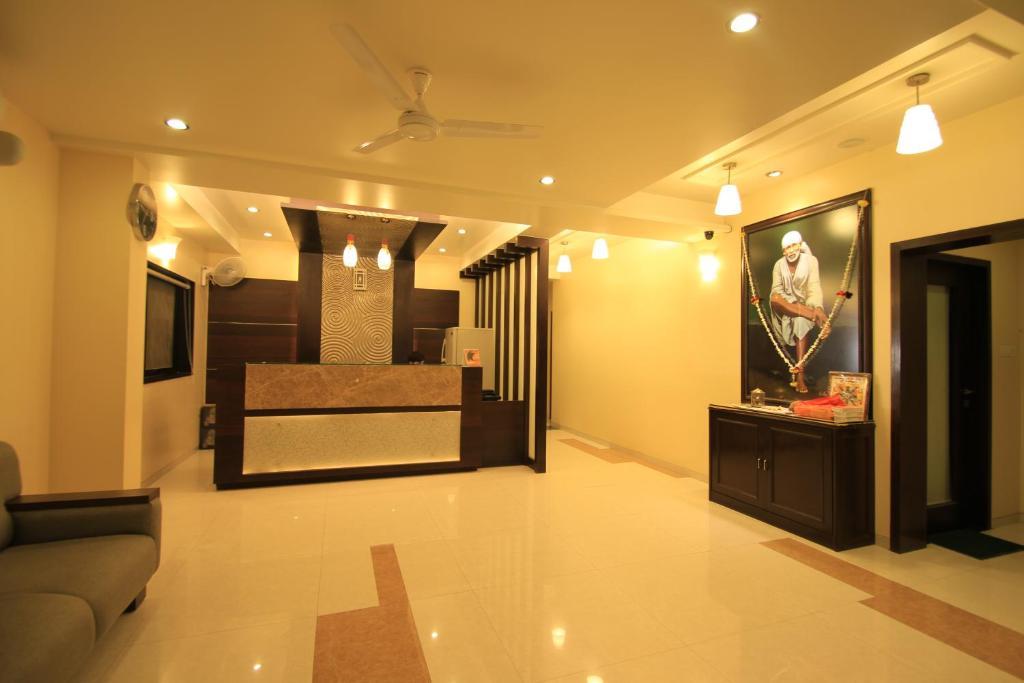 Hotel Sai Smaran Shirdi Exterior foto