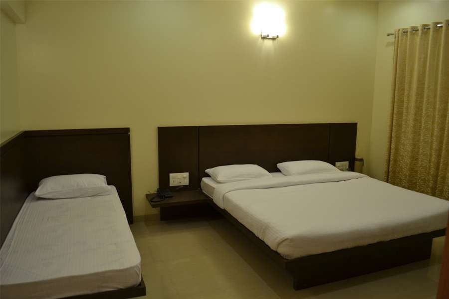 Hotel Sai Smaran Shirdi Exterior foto